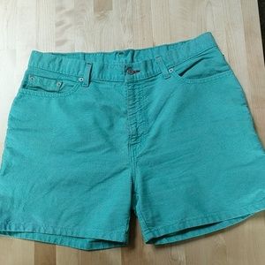 Women's Levi Shorts